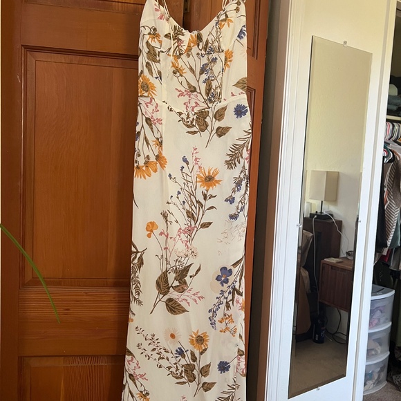 Reformation Kourtney Dress - Picture 2 of 3